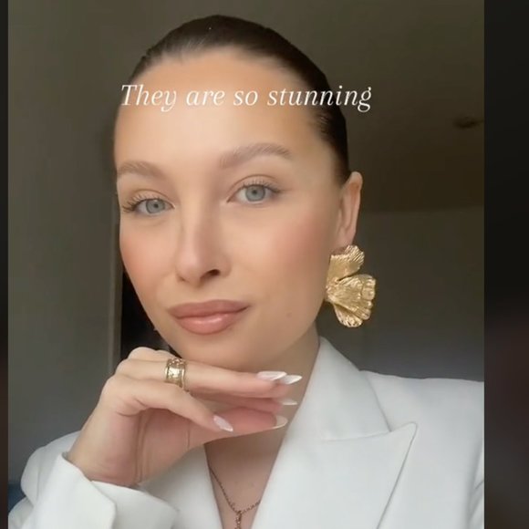 ZARA LEAF EARRINGS GOLDEN NWT - Picture 8 of 16